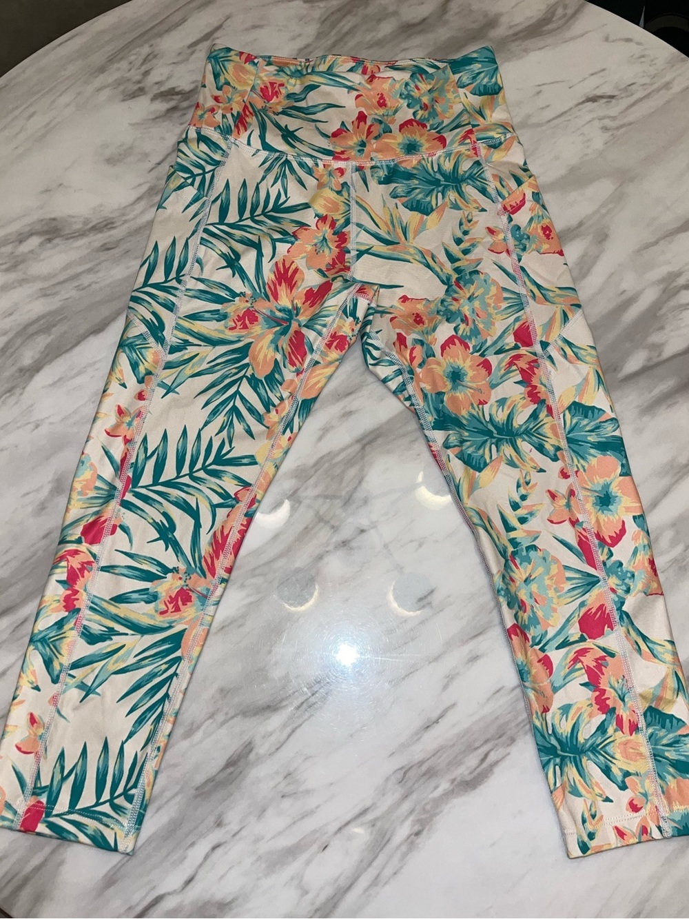 VOGO Athletica Tropical Floral Pocket Leggings Women’s Medium Activewear